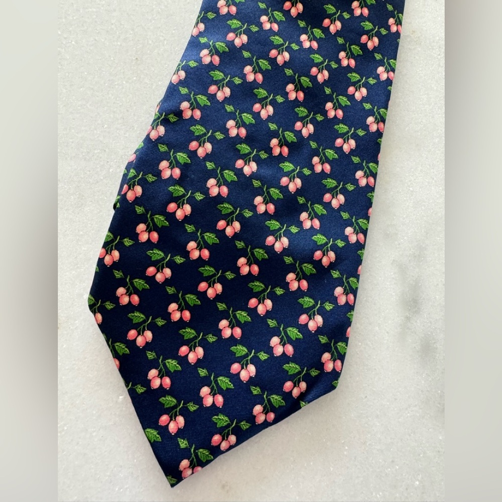Brooks Brothers tie